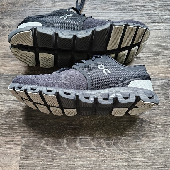 On Cloud black mens shoes sz 10 - Picture 3 of 5